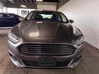 2013 Ford Fusion Hybrid SE   - Photo 2 - Newark, IL 60541