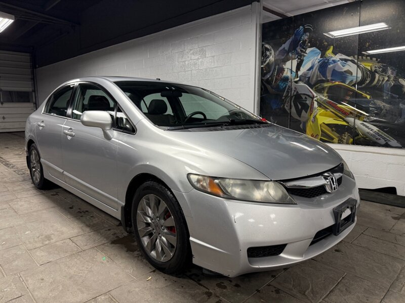 2011 Honda Civic EX-L's photo
