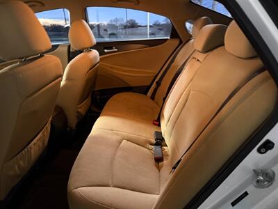 2011 Hyundai SONATA GLS - Photo 10 - Newark, IL 60541