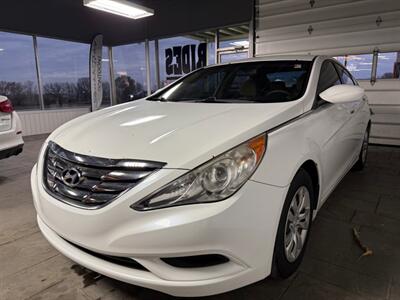 2011 Hyundai SONATA GLS - Photo 3 - Newark, IL 60541