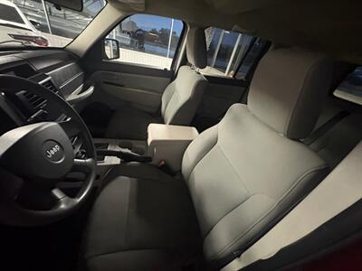 2008 Jeep Liberty Sport - Photo 6 - Newark, IL 60541