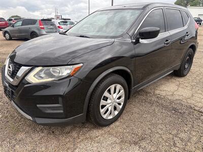 2017 Nissan Rogue SL - Photo 1 - Newark, IL 60541