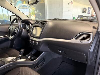 2014 Dodge Journey SXT   - Photo 7 - Newark, IL 60541