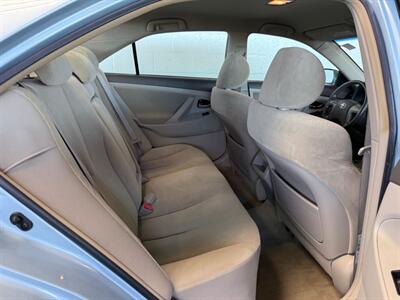 2007 Toyota Camry LE   - Photo 9 - Newark, IL 60541