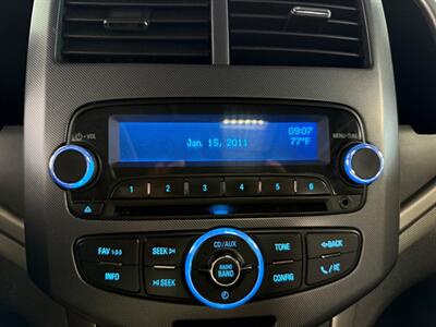 2012 Chevrolet Sonic LTZ   - Photo 14 - Newark, IL 60541