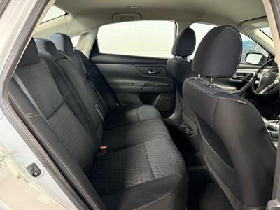 2017 Nissan Altima 2.5 S - Photo 8 - Newark, IL 60541