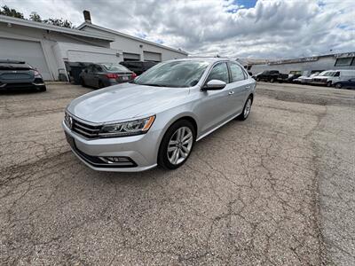 2017 Volkswagen Passat 1.8T SEL Premium - Photo 1 - Newark, IL 60541