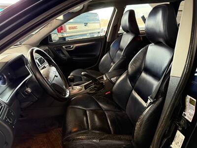 2006 Volvo V70 R - Photo 8 - Newark, IL 60541