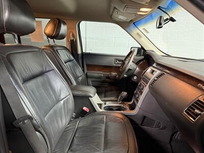 2011 Ford Flex SEL   - Photo 8 - Newark, IL 60541