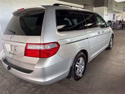 2006 Honda Odyssey EX-L w/DVD   - Photo 2 - Newark, IL 60541