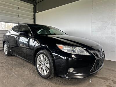 2013 Lexus ES 300h   - Photo 1 - Newark, IL 60541