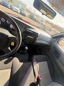 2005 Ford Ranger XL   - Photo 5 - Newark, IL 60541