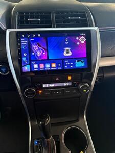 2015 Toyota Camry Hybrid XLE   - Photo 8 - Newark, IL 60541