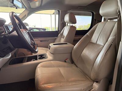 2010 Chevrolet Silverado 1500 LT - Photo 6 - Newark, IL 60541