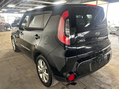 2016 Kia Soul EX - Photo 4 - Newark, IL 60541