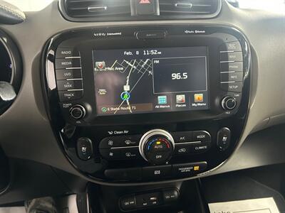 2016 Kia Soul EX - Photo 9 - Newark, IL 60541