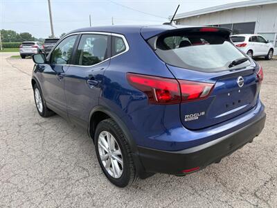 2018 Nissan Rogue Sport S - Photo 3 - Newark, IL 60541