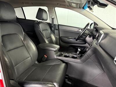 2020 Kia Sportage EX   - Photo 12 - Newark, IL 60541