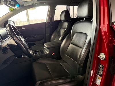 2020 Kia Sportage EX   - Photo 8 - Newark, IL 60541