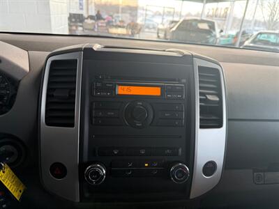 2009 Nissan Frontier SE V6 - Photo 11 - Newark, IL 60541