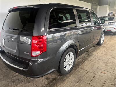 2011 Dodge Grand Caravan Crew   - Photo 2 - Newark, IL 60541