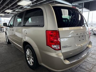 2013 Dodge Grand Caravan SXT - Photo 4 - Newark, IL 60541