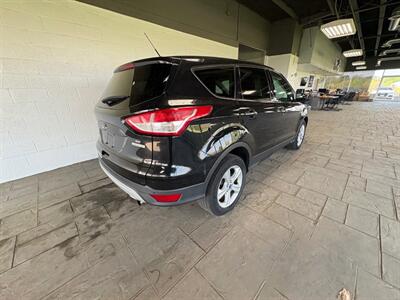 2013 Ford Escape SE   - Photo 2 - Newark, IL 60541