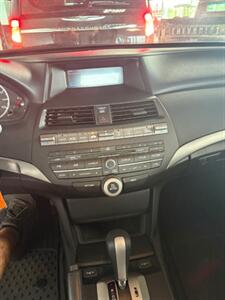 2010 Honda Accord EX-L   - Photo 8 - Newark, IL 60541