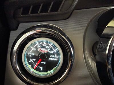 2005 Ford Mustang GT Deluxe - Photo 12 - Newark, IL 60541