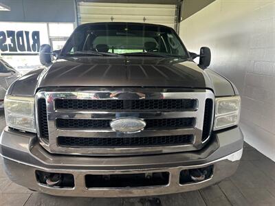 2006 Ford F-250 Lariat   - Photo 2 - Newark, IL 60541