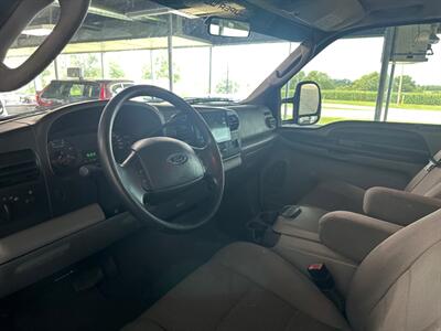 2006 Ford F-250 Lariat   - Photo 5 - Newark, IL 60541