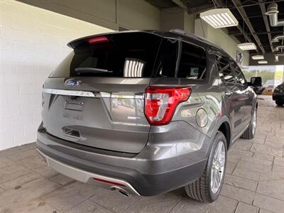 2016 Ford Explorer XLT - Photo 5 - Newark, IL 60541