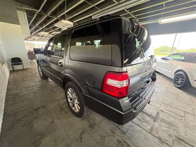 2017 Ford Expedition Limited   - Photo 2 - Newark, IL 60541