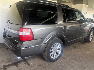 2017 Ford Expedition Limited   - Photo 3 - Newark, IL 60541