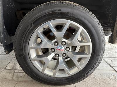 2018 GMC Sierra 1500 SLT - Photo 16 - Newark, IL 60541