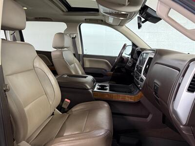 2018 GMC Sierra 1500 SLT - Photo 10 - Newark, IL 60541