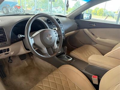 2010 Nissan Altima 2.5   - Photo 8 - Newark, IL 60541