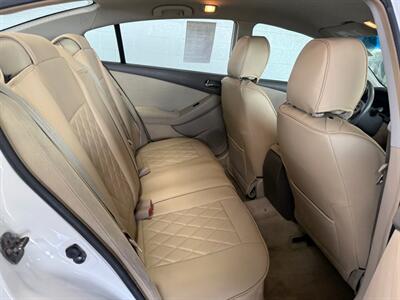 2010 Nissan Altima 2.5   - Photo 7 - Newark, IL 60541