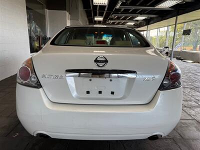 2010 Nissan Altima 2.5   - Photo 2 - Newark, IL 60541