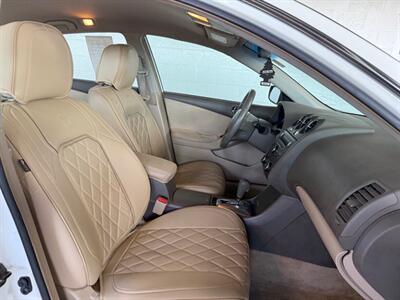 2010 Nissan Altima 2.5   - Photo 6 - Newark, IL 60541