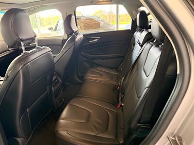 2015 Ford Edge Titanium - Photo 11 - Newark, IL 60541