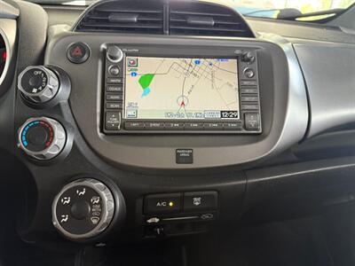 2009 Honda Fit Sport w/Navi   - Photo 10 - Newark, IL 60541