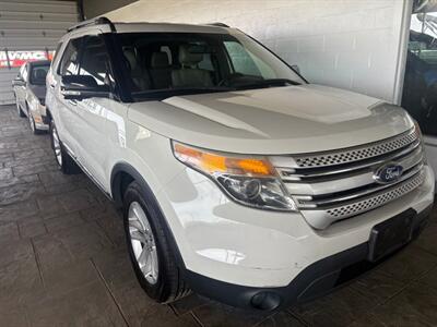 2012 Ford Explorer XLT   - Photo 1 - Newark, IL 60541