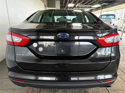 2015 Ford Fusion S   - Photo 4 - Newark, IL 60541