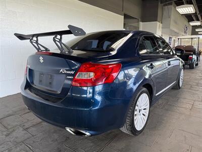 2011 Suzuki Kizashi SE   - Photo 4 - Newark, IL 60541