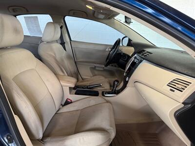 2011 Suzuki Kizashi SE   - Photo 9 - Newark, IL 60541