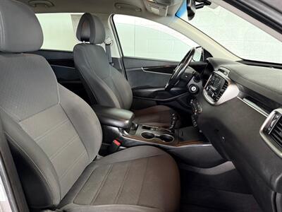 2016 Kia Sorento LX   - Photo 10 - Newark, IL 60541