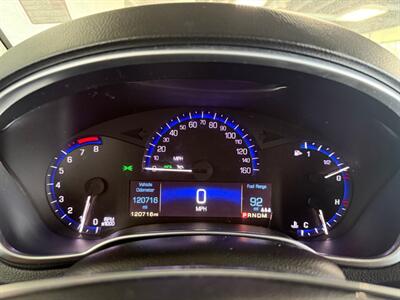 2015 Cadillac SRX Premium Collection   - Photo 10 - Newark, IL 60541