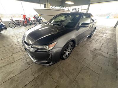 2015 Scion tC Release Series 9.0 - Photo 4 - Newark, IL 60541