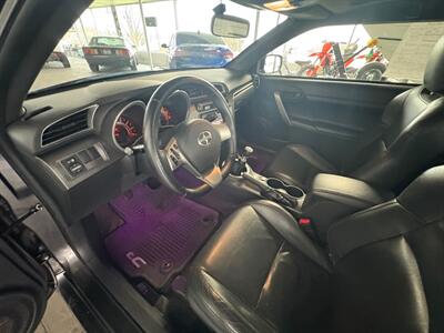 2015 Scion tC Release Series 9.0 - Photo 5 - Newark, IL 60541